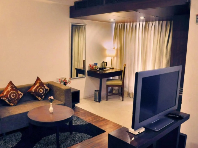 Hotel Clarks Collection Bhavnagar