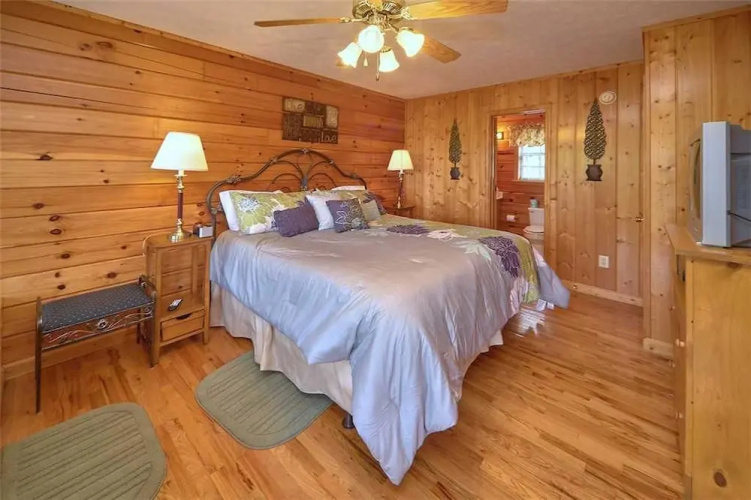 A Sunset to Remember 1 Bedroom Mountain View Home