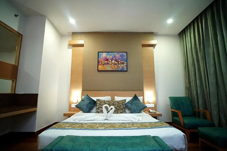 Sk Klyde Grand Hotel