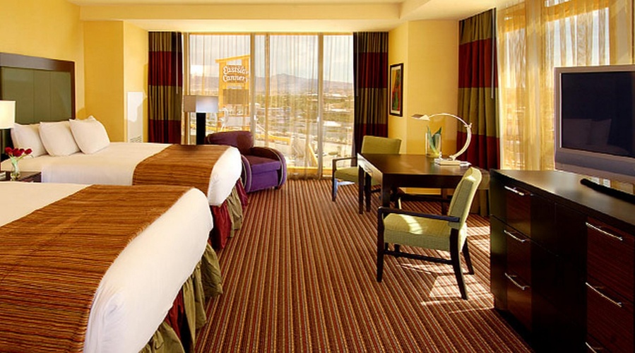 Deluxe Quadruple room