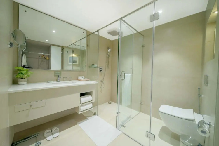 Jade Suites - Luxury Boutique Hotel