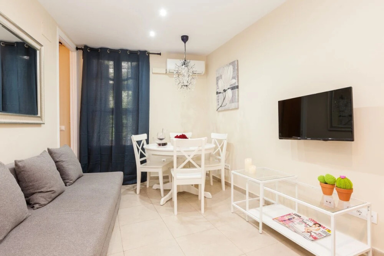 Comfy Corner E2
