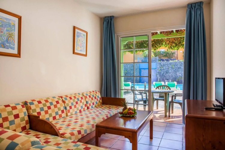 Apartamentos la Caleta