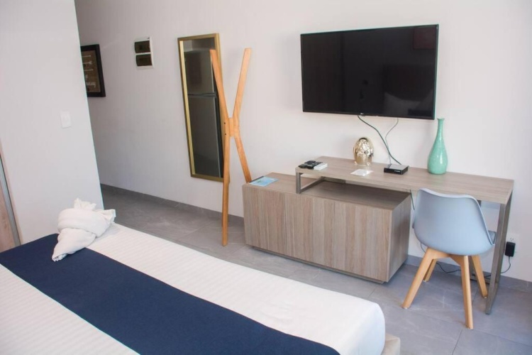 3 Bedrooms Apartment