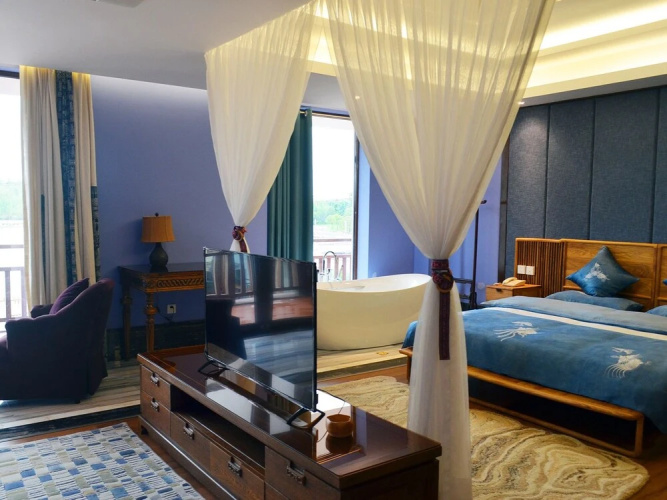 Qiancuihang Art Hotel