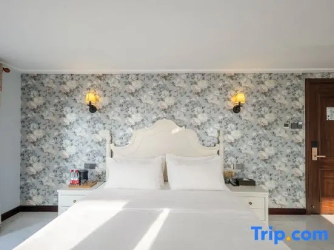 Family Suite with balcony and with sea view