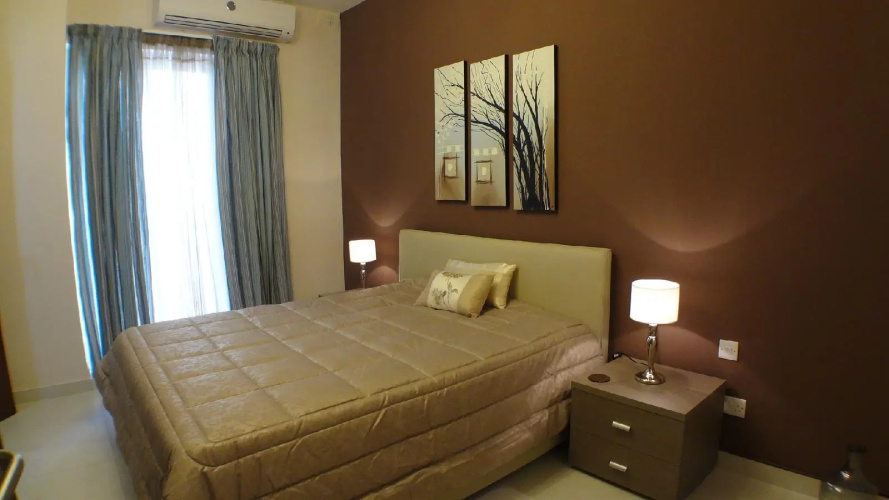 Eri Apartments E365