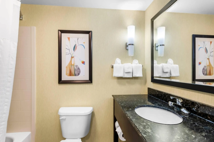 Quadruple Suite