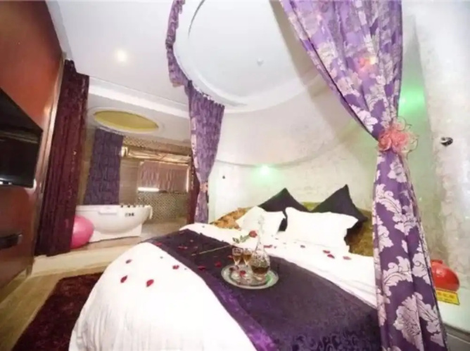 Suzhou Tianhou Theme Hotel