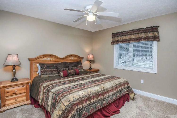Black Bear Lodge by Taylor Made Deep Creek