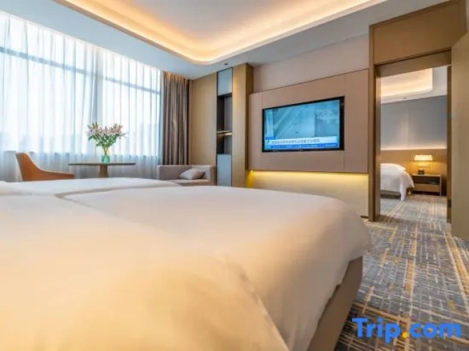 Deluxe Double Family room