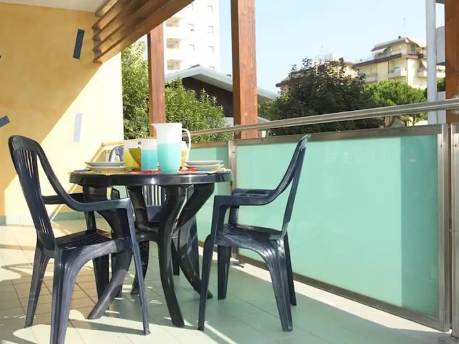 1 Bedroom Apartment with balcony and with city view