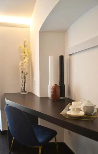 PALAZZO DELLE SIRENE Deluxe Apartment & Boutique Rooms
