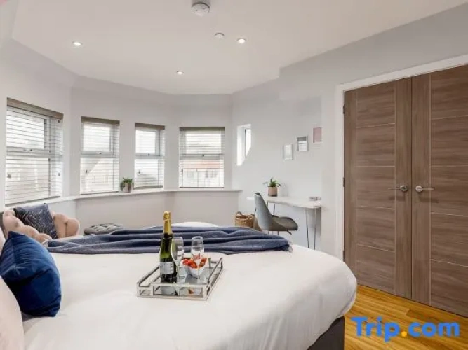 Luxury Double Apartment with sea view