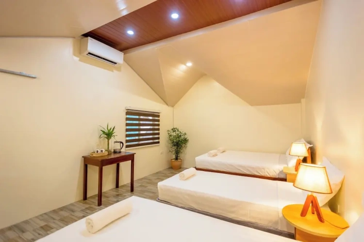 Standard Quadruple Family room