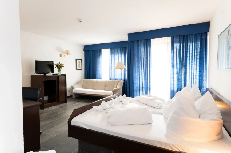 Hotel Astoria am Urachplatz