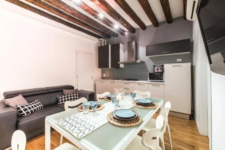 Superior Apartment