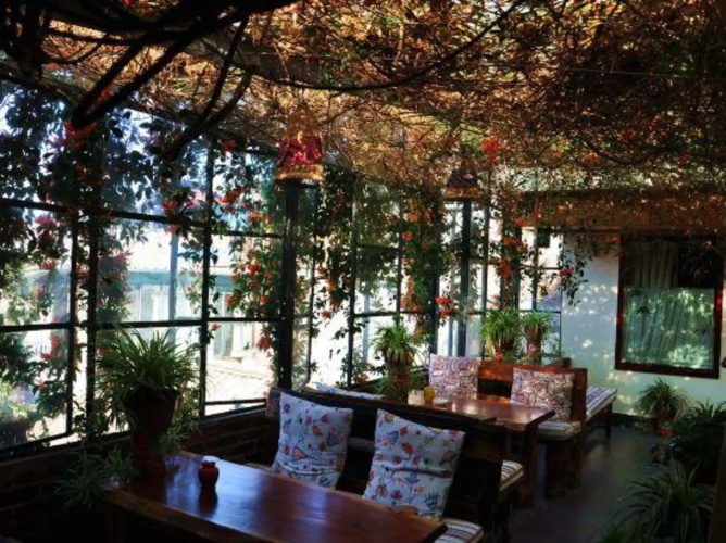 Bingdao Huayue Inn