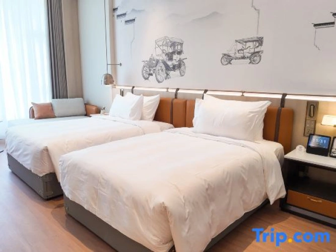 Standard Twin room with garden view