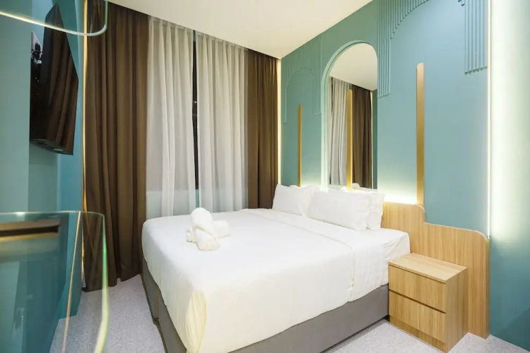 Wellesley Hotel