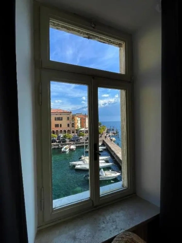 Standard Double room with lake view