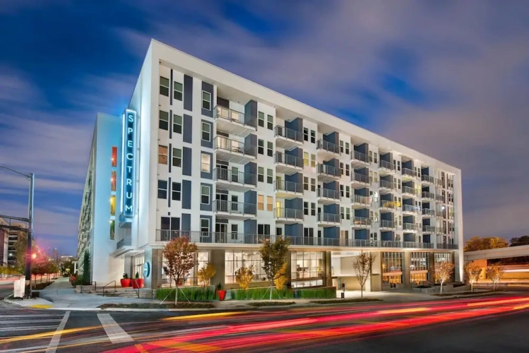 S1bl Enjoy a Full Kitchen in an Affordable 1-br Near Piedmont Park