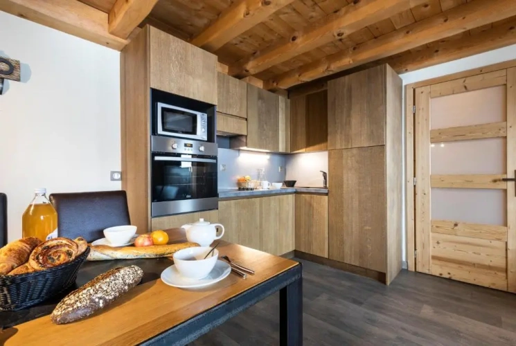 2 Bedrooms Attic Apartment
