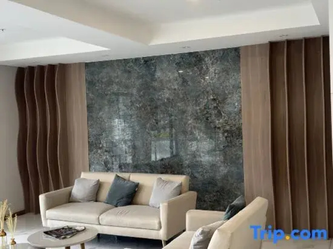 Modern Studio close by La Carolina Metro station