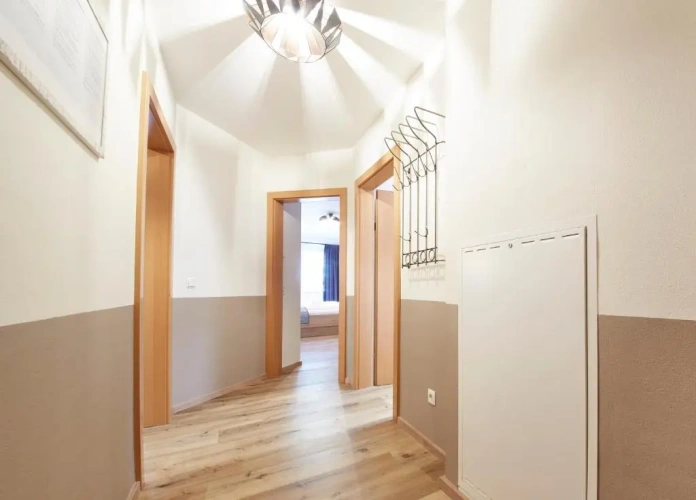 3 Bedrooms Apartment