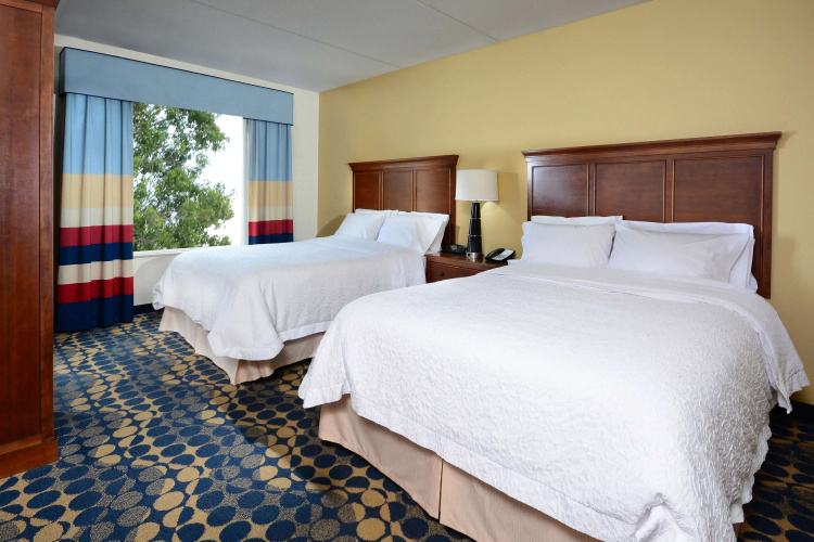 Hampton Inn & Suites Durham/North I-85