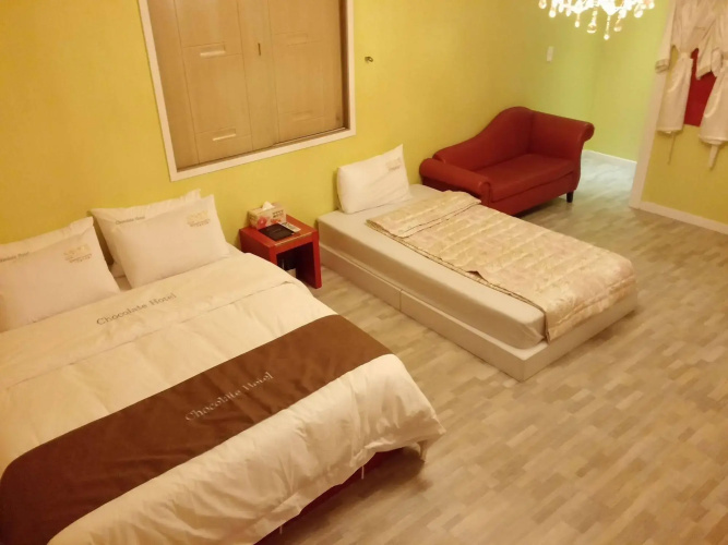 Chocolate Hotel