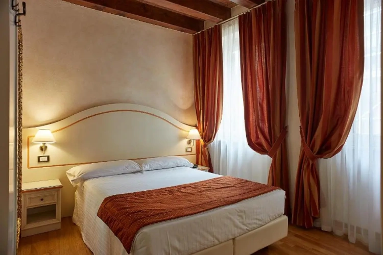 Small Double room