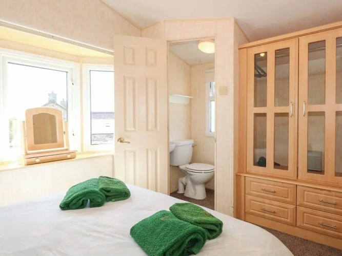 Ty Newydd Caravan