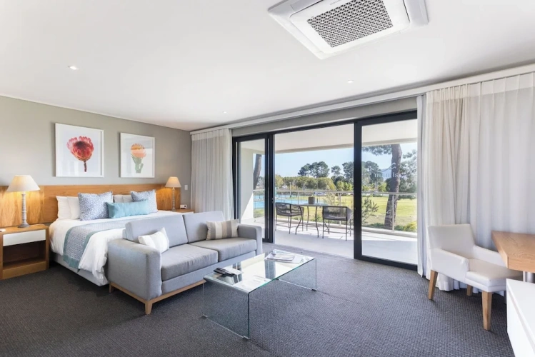 1 Bedroom Club Suite