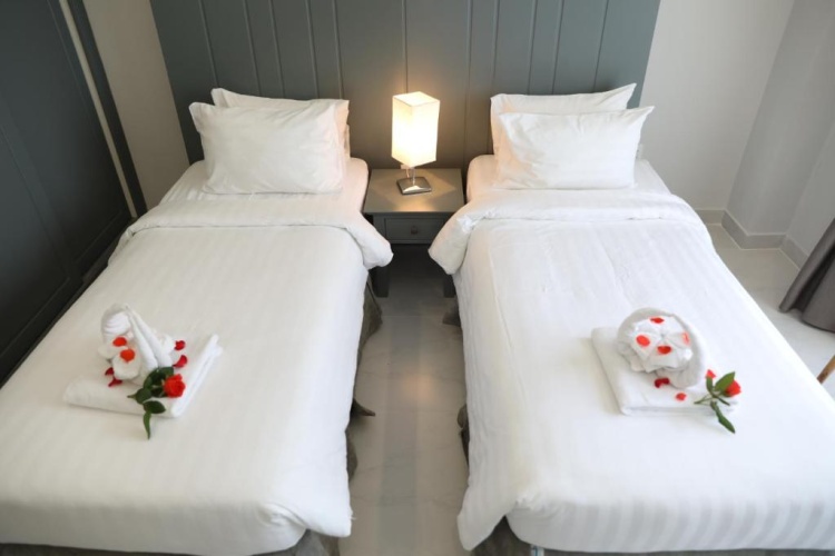 Standard Twin room with balcony