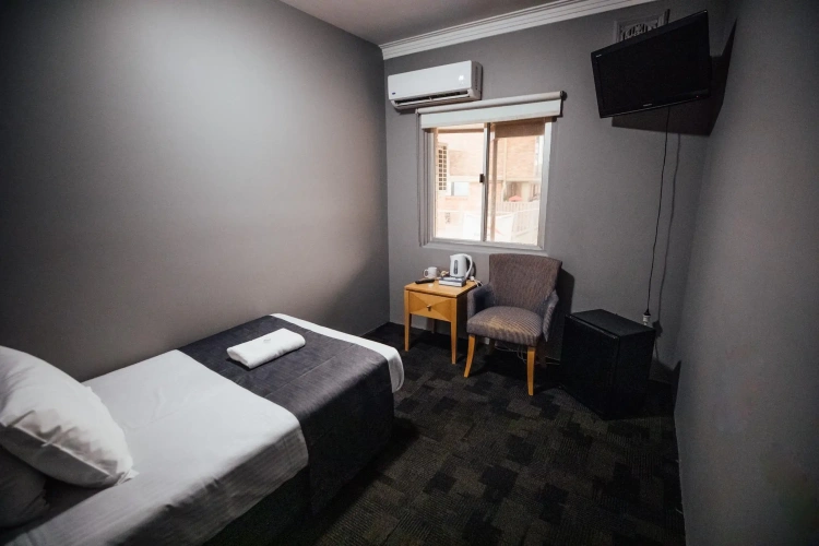 Standard Single room