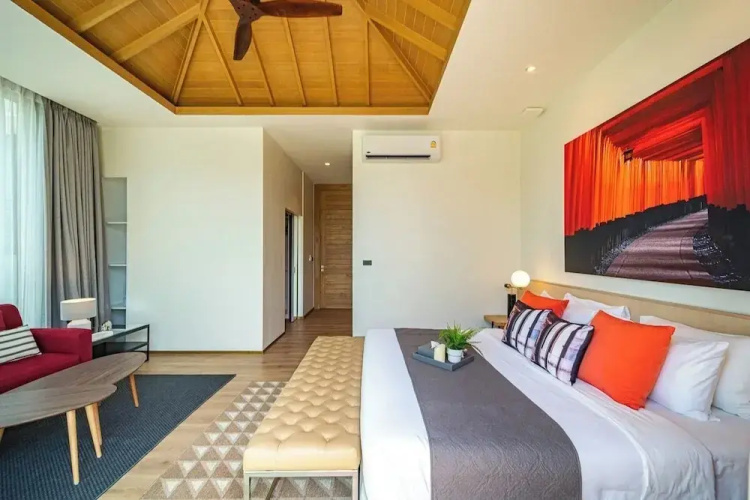 Teak 5BR Pool Villa Bang Tao + Airport Shuttle