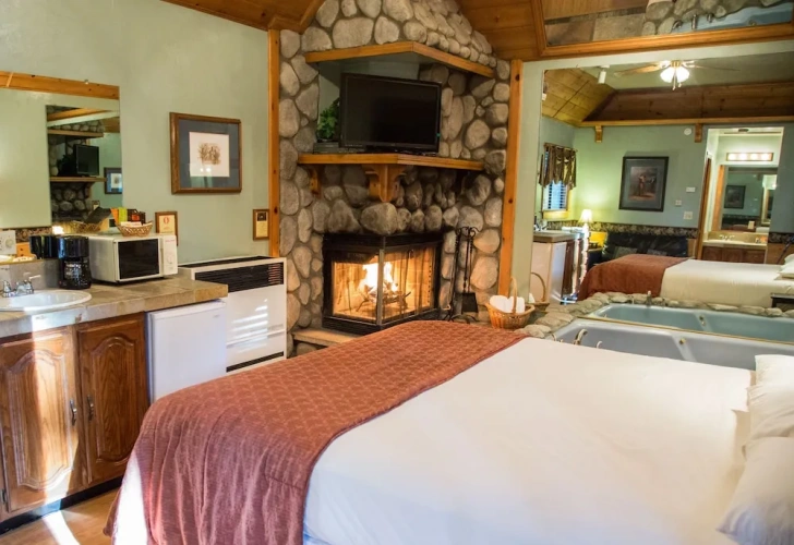Double Cottage