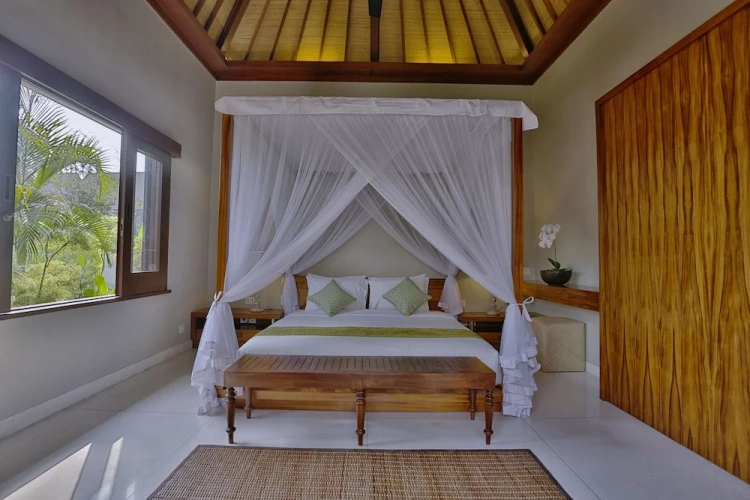 3 Bedrooms Villa with balcony