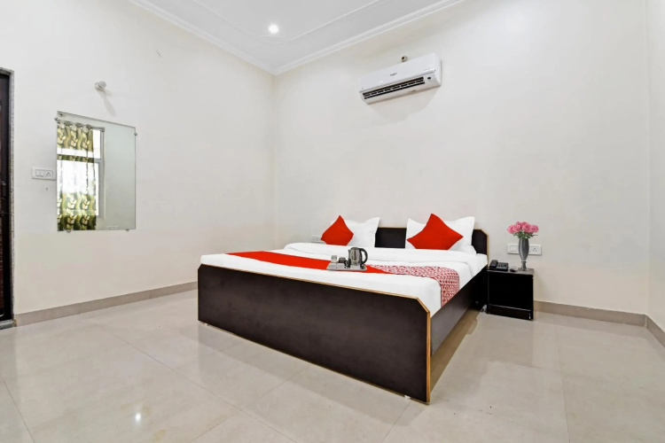 Madan Villa