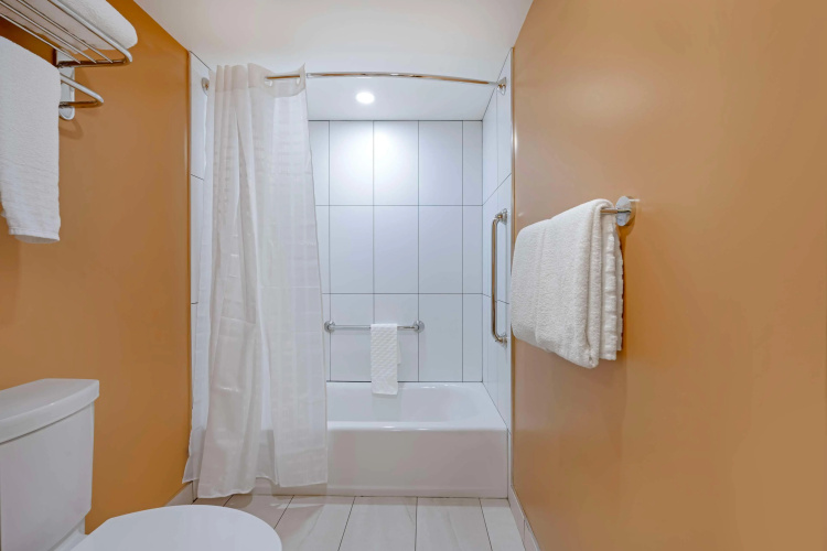Best Western Plus Emerald Isle Hotel photo 10