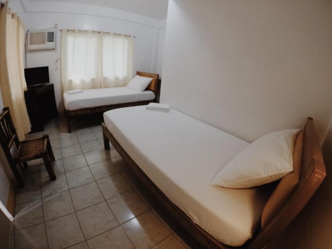 Standard Twin room with balcony