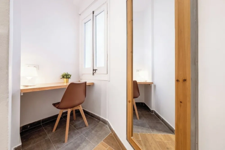 1 Bedroom Economy Apartment