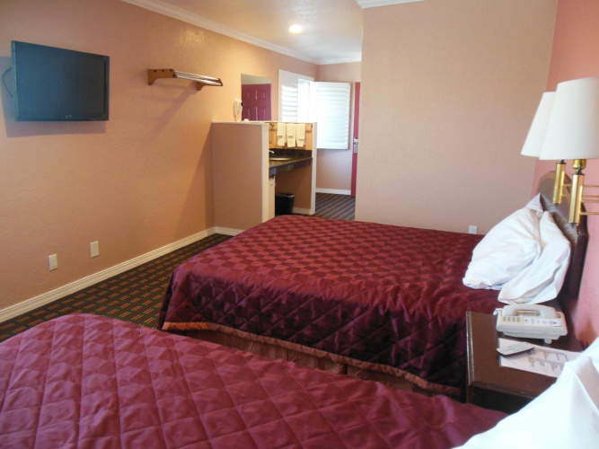Sealamp Inn