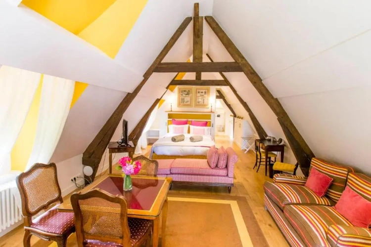 Comfort Triple room with view