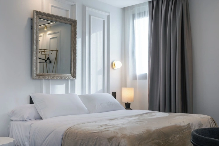 Luxury Penthouse room with balcony and with city view