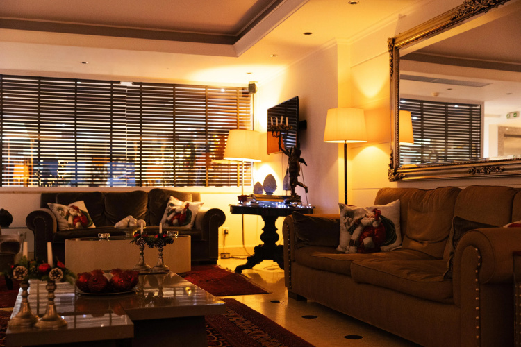 Best Western Plus Embassy Hotel
