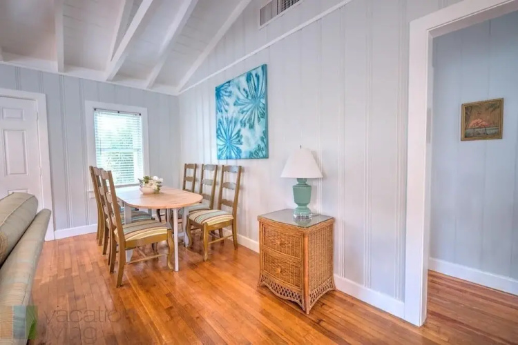 Seagrape Cottage