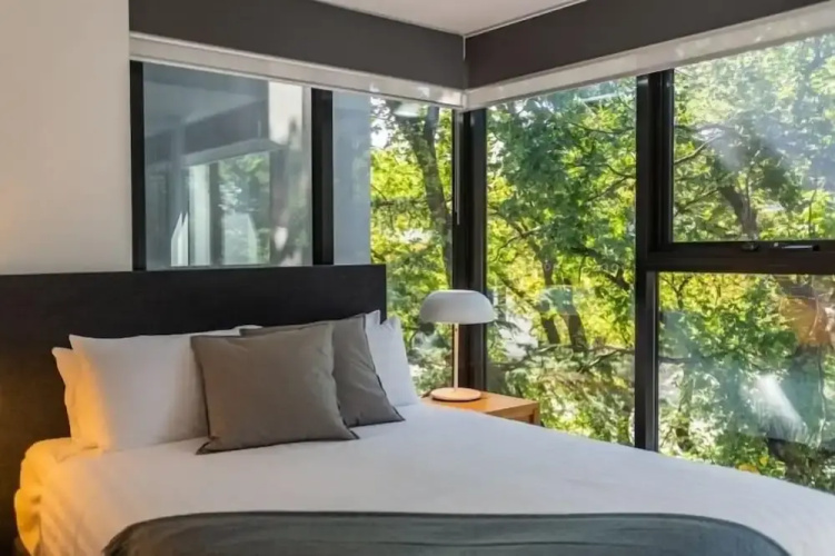 Accommodate Canberra Midnight Apartments
