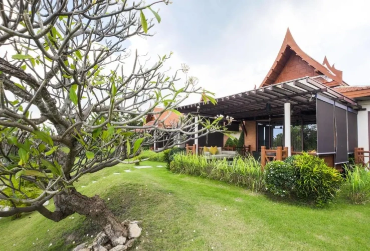 Villa with golf view